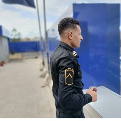 زي ختم النسر مبنتقلدش 🦅