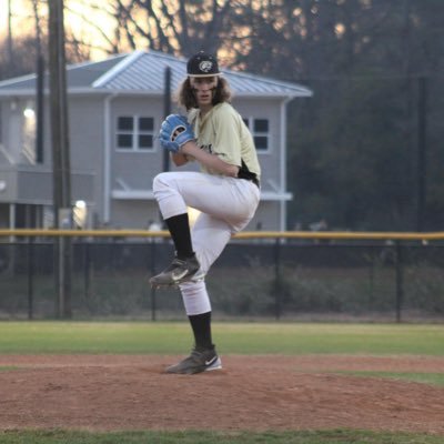 C/O 25 RHP, catcher and MIF 6’0 165lbs 3.0 GPA📚. 3 sport athlete ⚾️🏈🏀.BB COMER HIGH: contact 256-267-0681 or 18lomoney@gmail.com