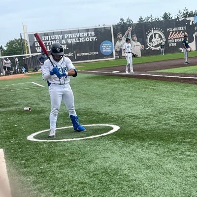 Jefferson Class 2022 / MIF 2B SS /5’5” 160 / BSC commitment