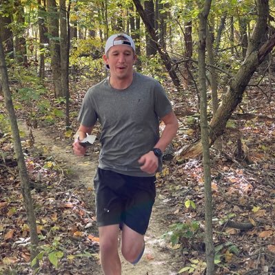 BrettDeters's profile picture. if there’s two things in life i know how to do, it’s under deliver