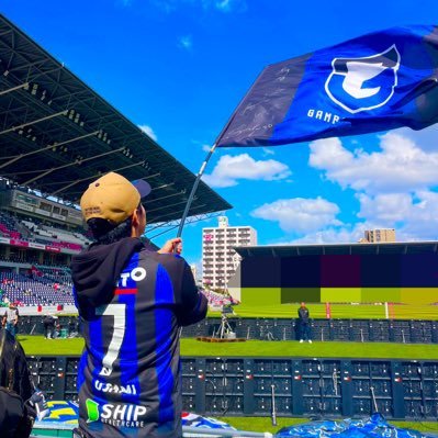 96' Gamba Osaka supporter💙🖤 Annual pass holder(at the supporter's seats). This year's kit #47🇧🇷