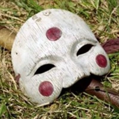 p0li9r4f's profile picture. Artists use lies to tell the truth,
while politicians use them to cover the truth up.