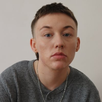 writer of bits | they/he | CHAPBOOK “the end of the fucking world / shitty airport poems” due @backroompoetry