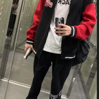 UniversiteliTek's profile picture. Genç erkeğim burayı deneyim yaşamak için açtım yaş takıntım yok sadece zevk partner arıyorum