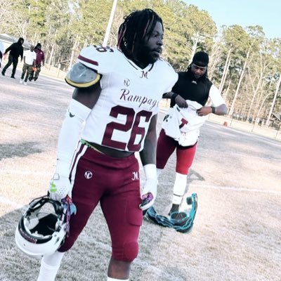 PROFESSIONAL ATHLETE 🏈💰 ! SCOUTED BY NFL / CFL AND XFL 😤🏈 ! IN GOD WE TRUST 🙏! MACON RAMPAGE 🦍