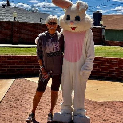 janmeares's profile picture. survivor, adventurer, alumni @HSUTX