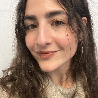 Cora_Cuenk's profile picture. "Las ruinas no nos dan miedo" - FPU Facultad de Comunicación, Sevilla- Memoria, trauma, cine -