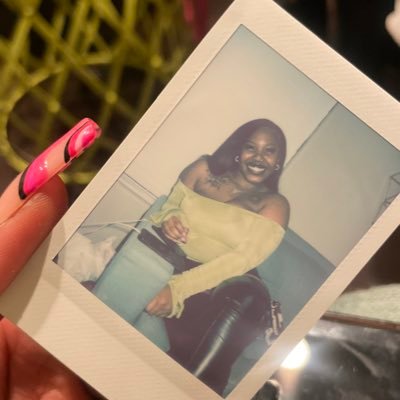 sitting pretty has gotten me this far. ▫️▫️▫️▫️▫️▫️▫️▫️▫️▫️▫️▫️▫️▫️▫️▫️▫️▫️▫️ ▫️3/26/17 EJB💘▫️1/5/23 JJP🕊️ ▫️pvamu alumna 💜💛