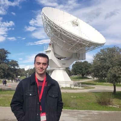 Telecommunications Engineer.
Also AL6M and M5RIO.
CQ Twitter CQ Twitter EA1JAY from IN73BI. (Oviedo, Asturias)