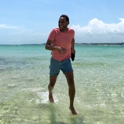 sheikhusein's profile picture. Mad about donuts and Man United. My insta is better! https://t.co/D4DDhUWPIb