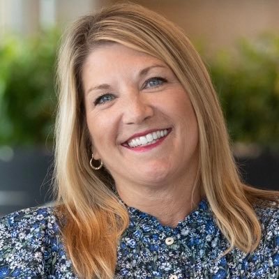 CUA. Visual empath #UX career advocate @Scruffy_Biscuit is my side hustle. Married to @CiscoKidACCB1G. Where #design and #digital meet. #Hiring at #RobertHalf