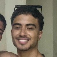 q (@leoqueir0z) 's Twitter Profile