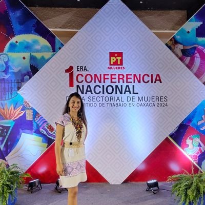Soy Danae Silva Ledesma. Regidora Titular de la Comisión d Salud en Uruapan, Michoacán.  H. Ayuntamiento de #Uruapan 2021 - 2024. #4T #PT