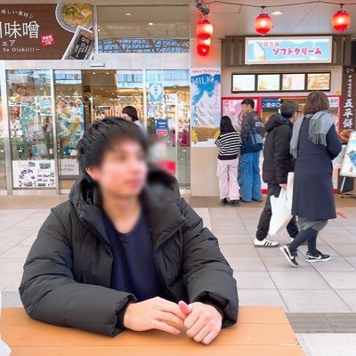 24歳/ハーフ/関東/美味しいもの巡り/あまあまいじわる/焦らし/寸止め/下品交尾が好き