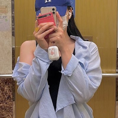 jubeeneeeee's profile picture. 166/53 많이 싸는거 이외엔 관심없어요