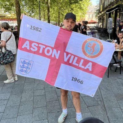 21, K2 ST @avfcofficial 💜💙🏴󠁧󠁢󠁥󠁮󠁧󠁿