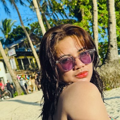 razeller_'s profile picture. 🖤