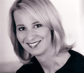 Dr. Caroline von Fluegge - neurofeedback specialist who treats the symptoms associated with ADD/ADHD, PTSD, insomnia, autism, migraines, depression and anxiety.