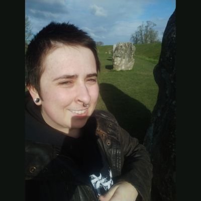 Archaeology grad with an interest in ale production in European prehistory | He/They (🇬🇧) Er/Xier (🇩🇪) | 🏳️⚧️🏳️🌈 | 24 |