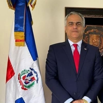 Embajador Extraordinario y Plenipotenciario de la República Dominicana en la República de Honduras 🇭🇳 , Diplomático 🇩🇴, catedrático. @mirexrd