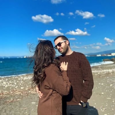 gulbaharssvr's profile picture. Ben koştum,  kaçmak bana eşlik etti.

🌸🌿