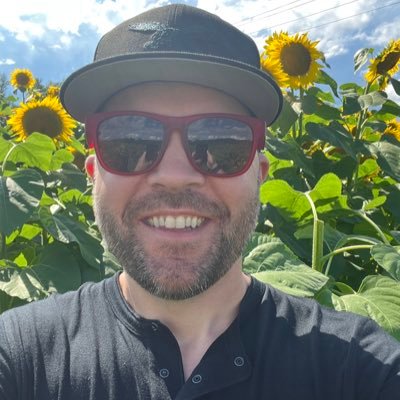 DickertThomas's profile picture. 