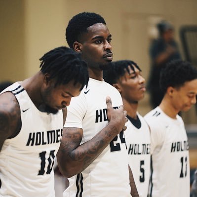 HOLMESMBB🐶 Mississippi juco 6’’7 F.