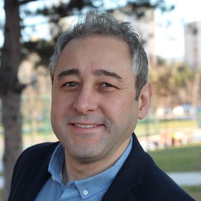 Cumhuriyet Gazetesi Yazıları:
https://t.co/NSLODjUsz9
...yazar ne yazar ne yazamaz...