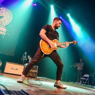 Professional guitarist. Don’t Panic. Engineer and producer. Paul Reed Smith guitars and DiMarzio pickups. General idiot.