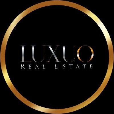 Luxuo is a team of industry experts with the reach and resources to showcase homes on a global stage.
