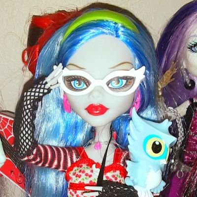 #dolltwt - your monster high mutual -  #CeaseFireNOW 🍉