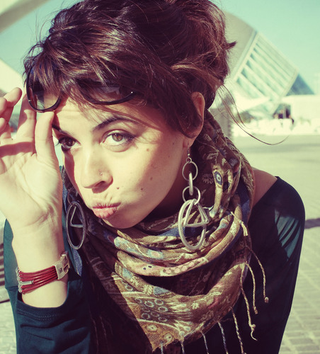 NuriaDesigner's profile picture. Diseñadora gráfica y web, con muchas ganas de enseñaros mi nuevo proyecto ;-)