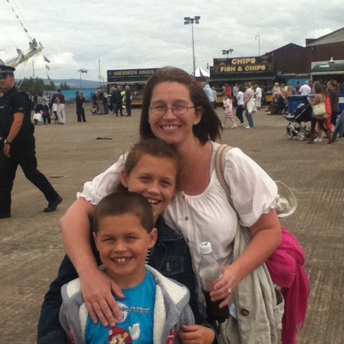 vieally's profile picture. married to john two kids and work as store manager in tesco metro in Glasgow Knightswood my views are my own