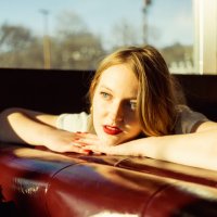 Taylor Linzinmeir (@taylorlinz) Twitter profile photo