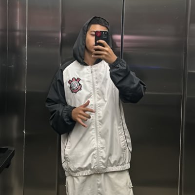 gustavo_basilli's profile picture. odeio escola