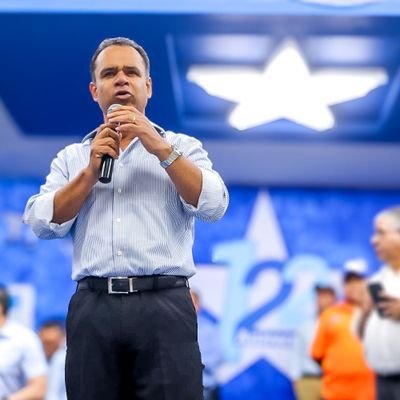 Diputado por Francisco Morazán,
Precandidato Presidencial,
    🫱🏻‍🫲🏽Movimiento Renovación y Unidad Nacionalista,
Partido Nacional de Honduras