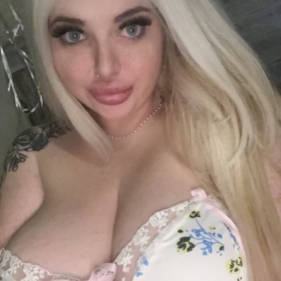 🍒wild college girl 🍒 ask for priv snap🍒 OF soon 🍒 18+🍒