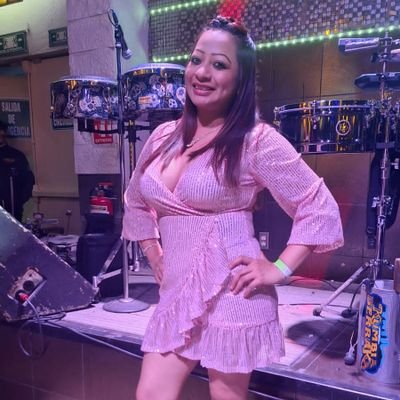 Gerente General-Latinos Productions Cali
Locutora y Conductora Profesional 🎤
Bailarina 💃