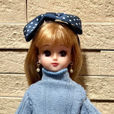 娘のお人形からハンドメイド沼にハマり中。。。 ミシンその他練習中です。 自作の微妙な服を可愛く着てくれるリカちゃん達に感謝！色々作ってみたいけど、子ども好みのゆめかわ系と、おしゃれなリアルクローズ系の間で揺れ動いてます。時間が無限に欲しい！  無言フォロー失礼致します