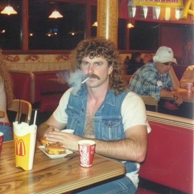 _SalvadorMC's profile picture. Former Chicagoan | Current Texan 🇺🇸🇻🇦