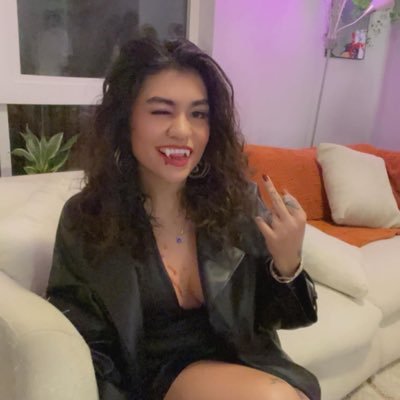 Tattoo artist located in Denver ✨ main account is @xo_lana_