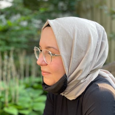 she/her || PhD candidate at the University of Michigan studying Muslims, film productions of racialized gender and sexuality, and genre || Horror Mahometan