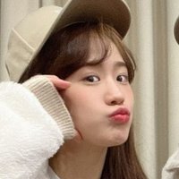 도기(@craLizzie) 's Twitter Profile Photo