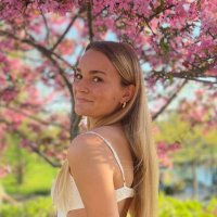 Julia Liguore (@julialiguore) 's Twitter Profile Photo Julia Liguore (@julialiguore) 's Twitter Profile Photo
