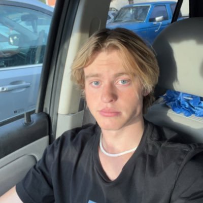 ZekePinkerton55's profile picture. 