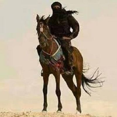 من كان مع الله تارة وتارة؛ كان الله معه تارة وتارة..
ومن أعرض عن الله؛ أعرض الله عنه..
ومن أقبل على الله بكليته؛ أقبل الله سبحانه بكامل رحمته