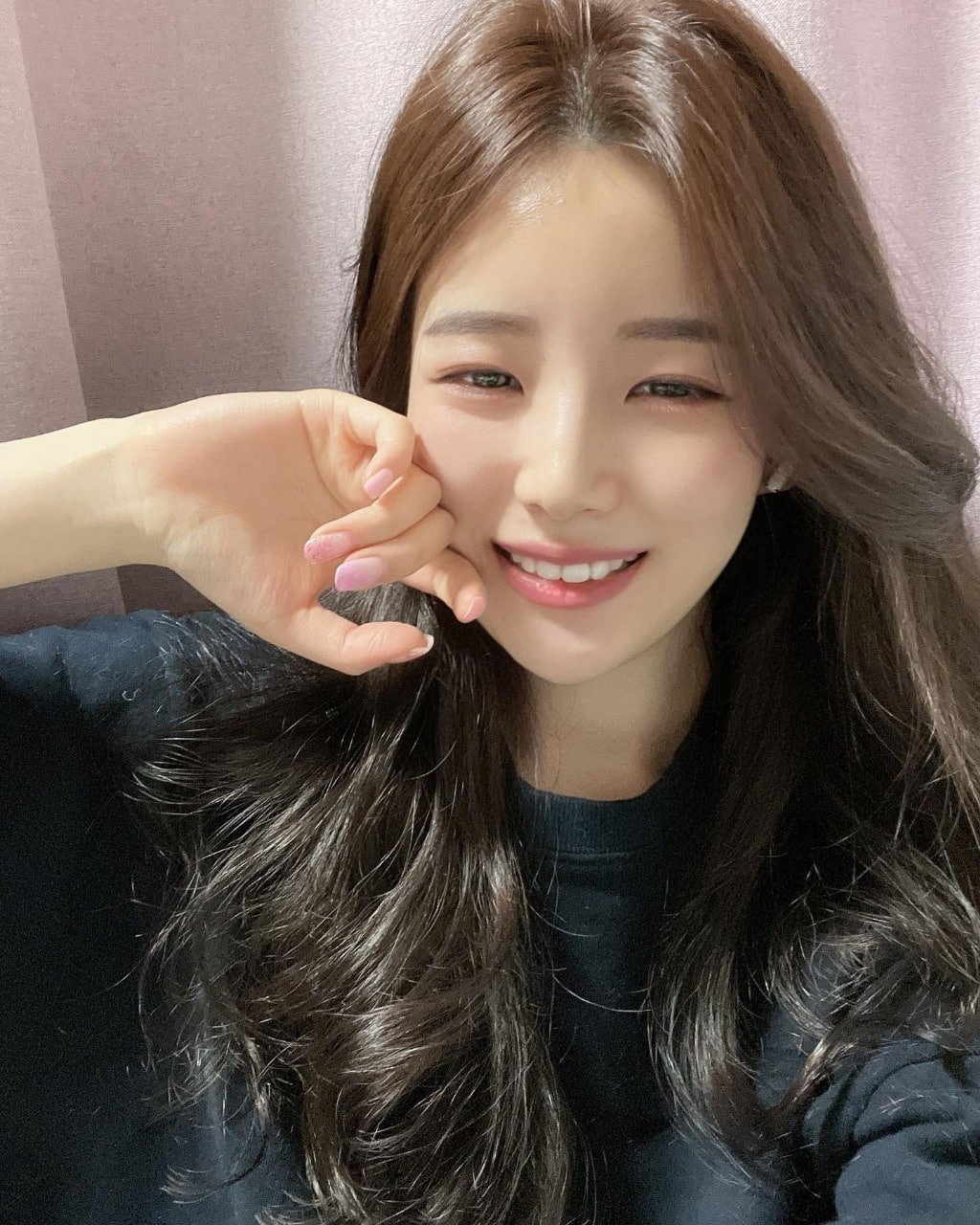 4ndGmeyS8XXLC's profile picture. 32歳独身女性、旅行、美食が好きで、誠実な人はいつも出会うことができる、LINE：https://t.co/e0QLbubxyf