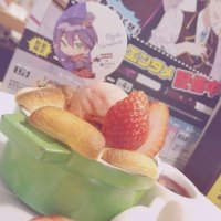 ななな🍣🍜(@natsukidayo1108) 's Twitter Profile Photo