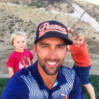 Steven (@steven1547645) 's Twitter Profile