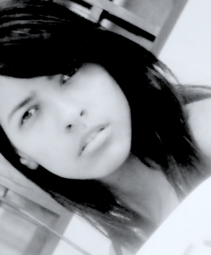 Gosto daquilo que me desafiam. O fácil nunca me interessou, já o obviamente impossível sempre me atraiu - e muito!  - Clarice Lispector.
